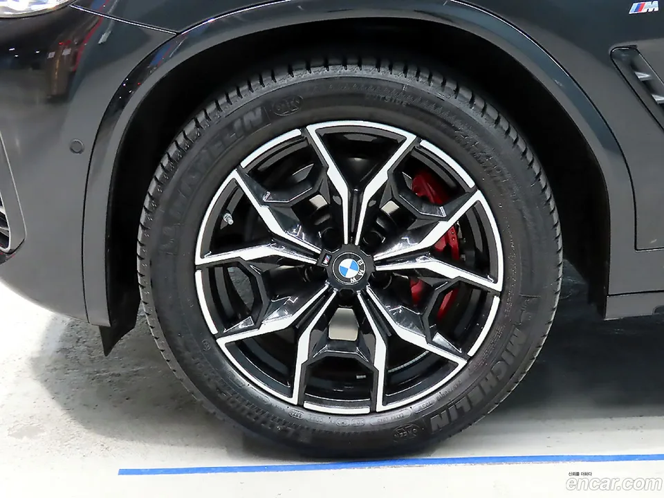 BMW X4 xDrive20i M 2023 — миниатюра 5