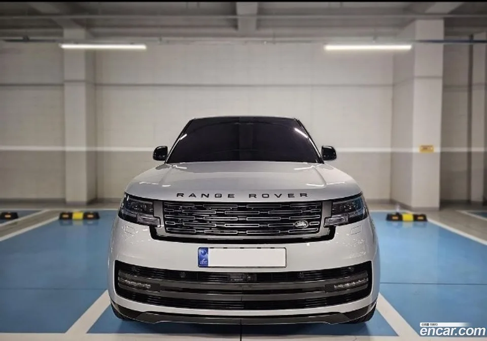 Land Rover Range Rover P530 AB LWB 2023 — фото 1, купить с доставкой в Москву