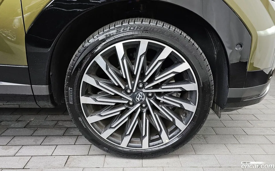 Hyundai SantaFe 2.5T 2WD 2024 — миниатюра 2