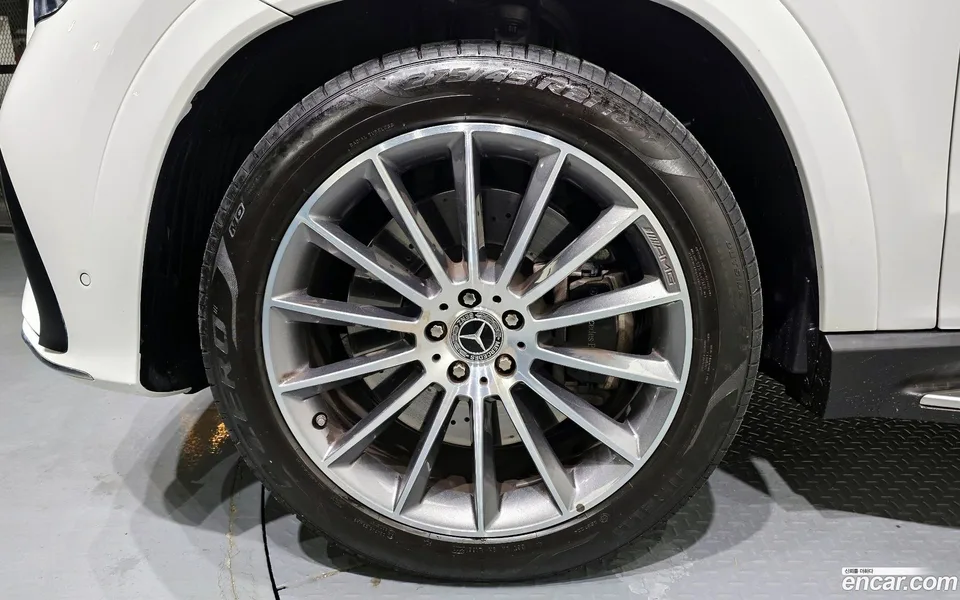 Mercedes-Benz GLE-Class GLE450 4MATIC 2023 — миниатюра 2