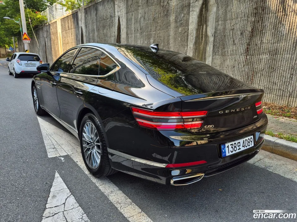 Genesis G80 2.5 AWD 2023 — thumbnail 5