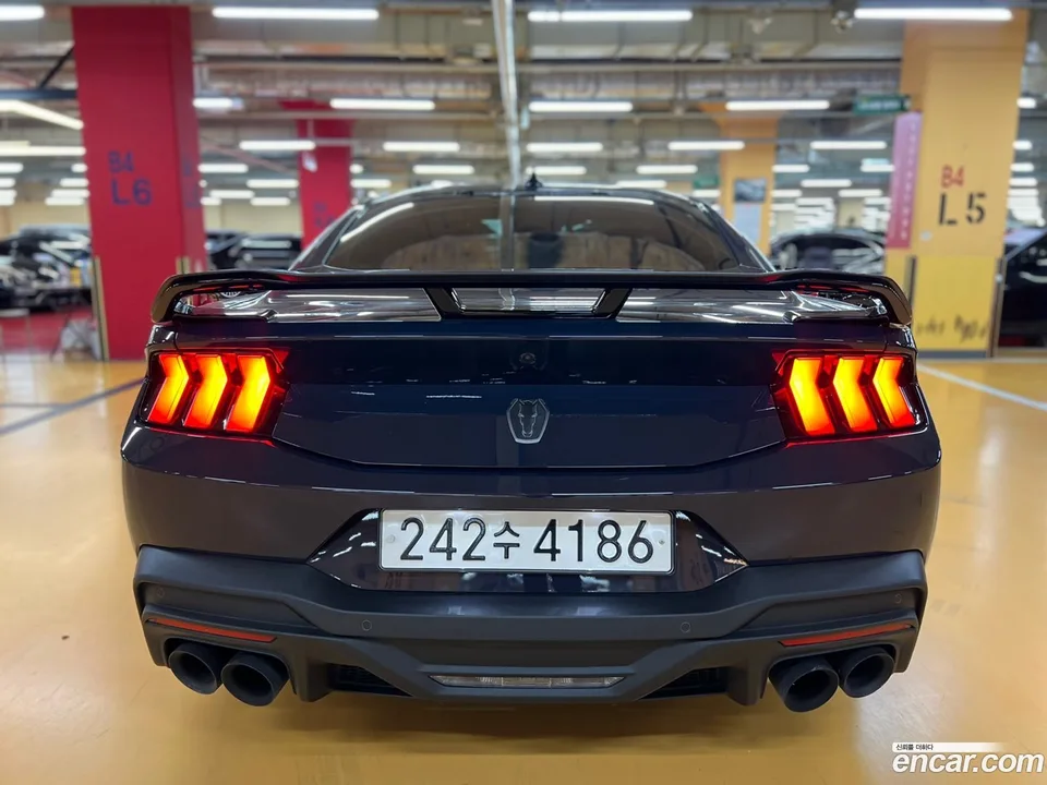 Ford Mustang 5.0 GT 2024 — миниатюра 5