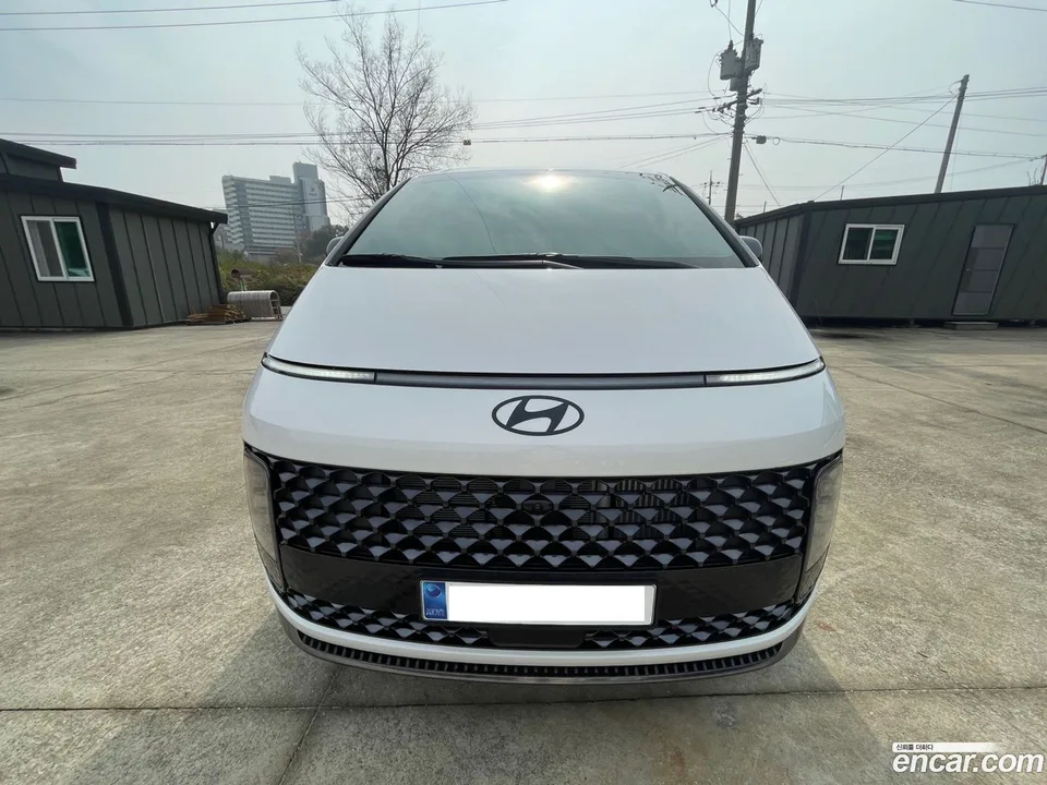 Hyundai Staria HEV 1.6 9 2024 — миниатюра 3