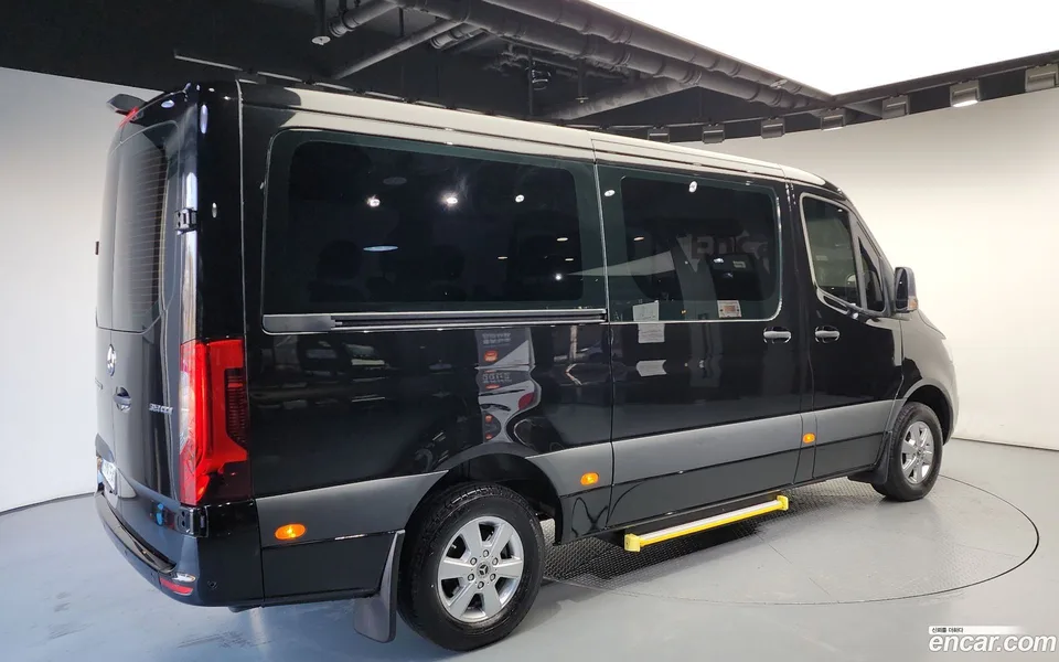 Mercedes-Benz Sprinter 3.0 2022 — миниатюра 2