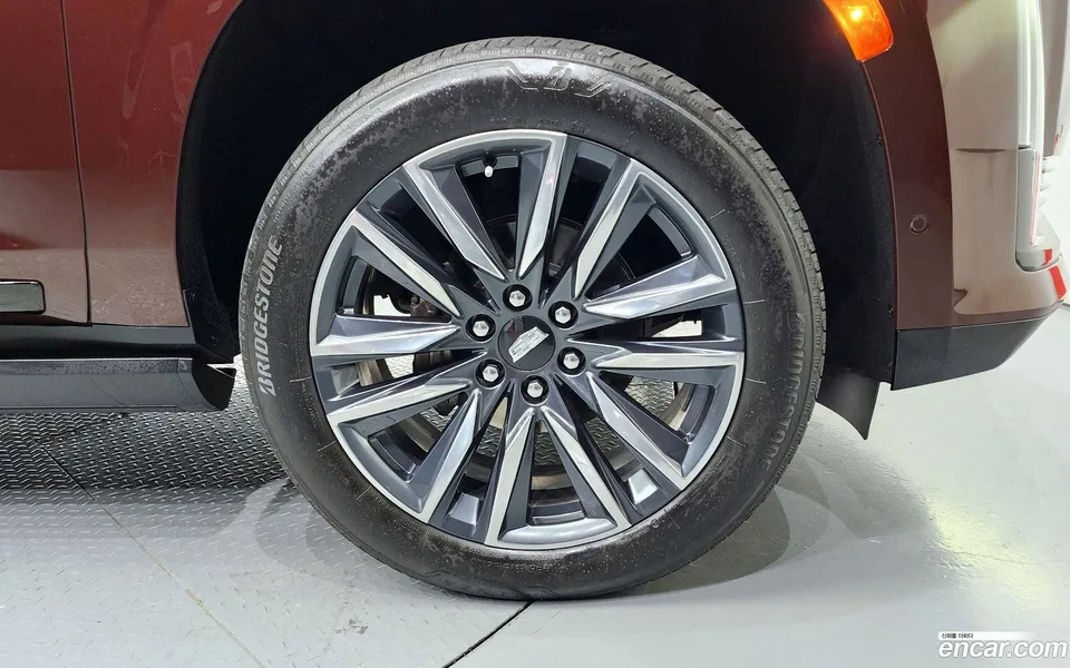 Cadillac Escalade 6.2 ESV 2022 — миниатюра 5