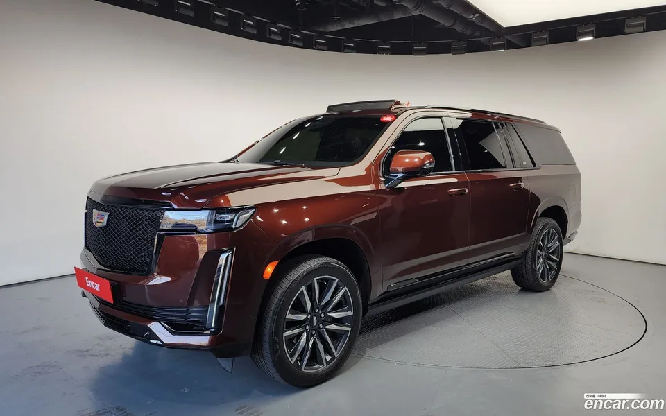 Cadillac Escalade 6.2 ESV 2022 — фото 1, купить с доставкой в Москву