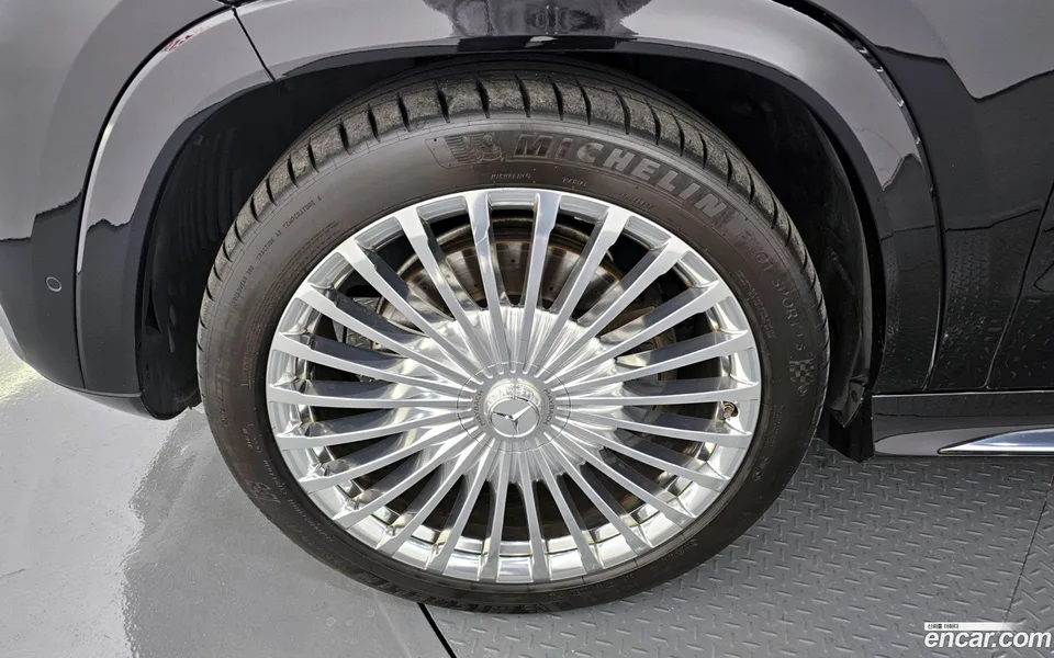 Mercedes-Benz GLS-Class GLS600 4MATIC 2022 — thumbnail 2