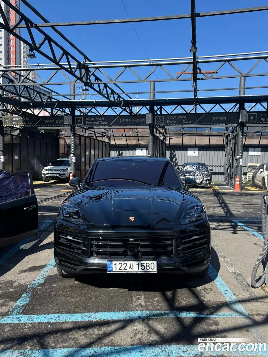Porsche Cayenne 3.0 2023 — миниатюра 3