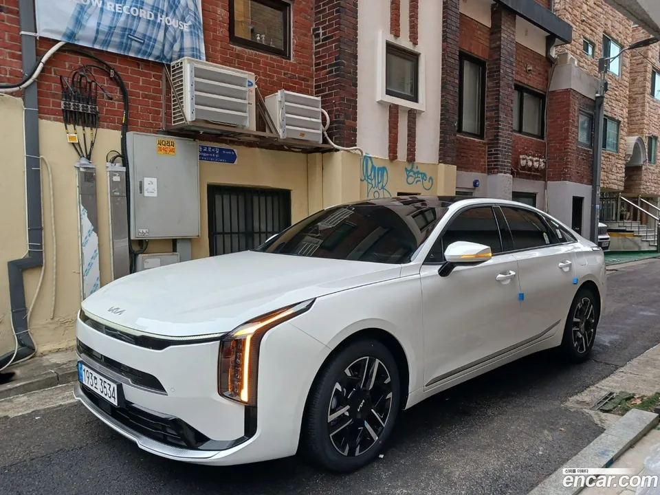 Kia K8 Hybrid 2025 — миниатюра 3