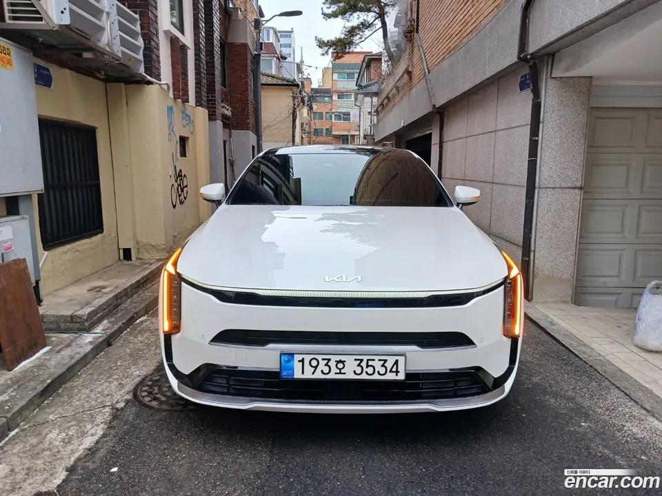 Kia K8 Hybrid 2025 — фото 1, купить с доставкой в Москву