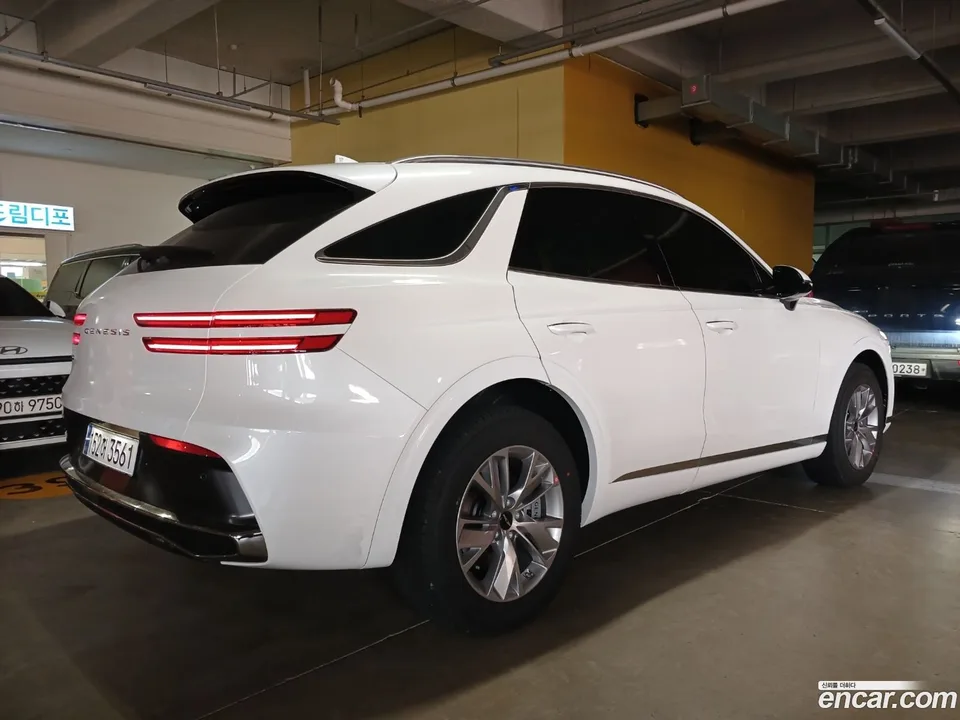 Genesis GV70 2.5T 2WD 2025 — миниатюра 5