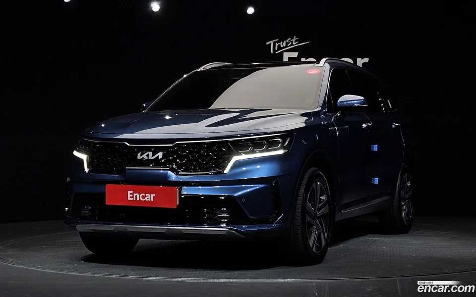 Kia Sorento HEV 1.6 2WD 2023 — фото 1, купить с доставкой в Москву