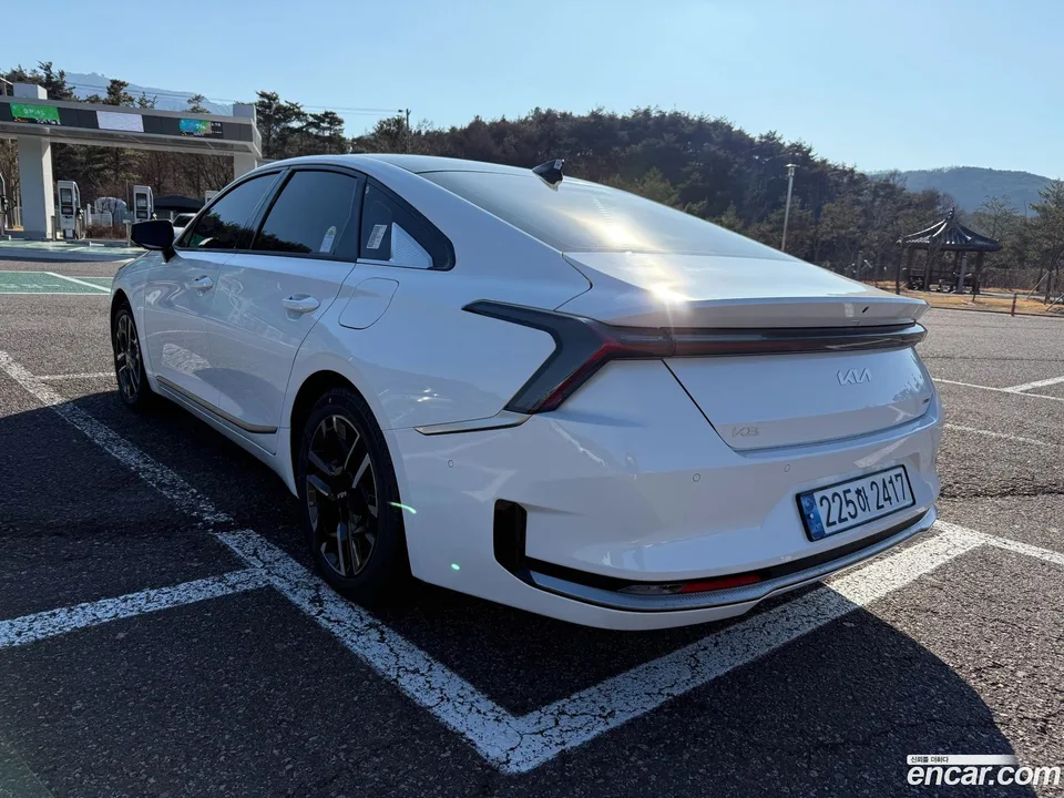 Kia K8 Hybrid 2025 — миниатюра 2