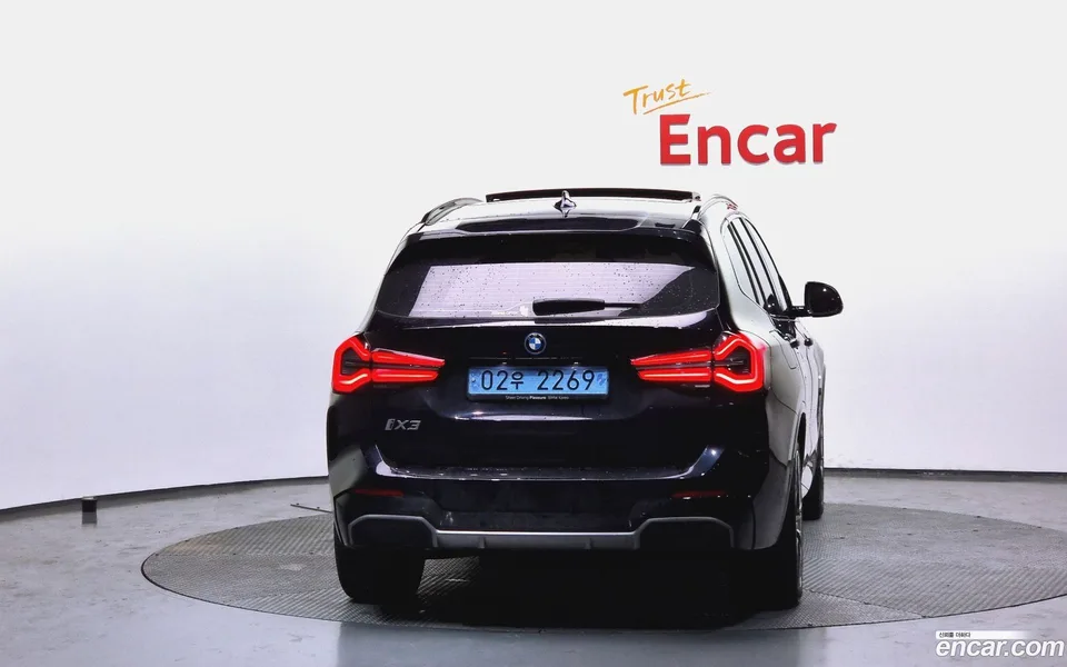 BMW iX3 M 2024 — миниатюра 4