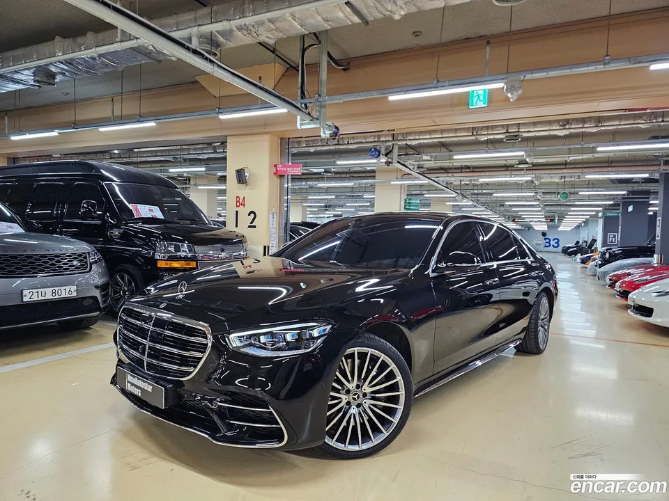 Mercedes-Benz S-Class 2024