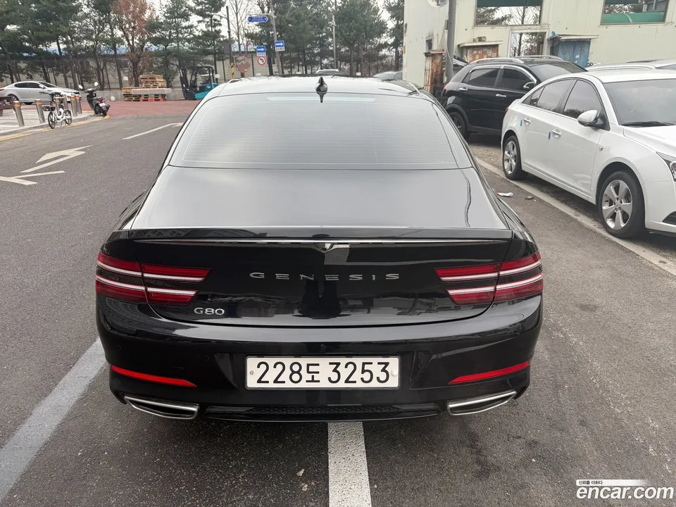 Genesis G80 2.5 2WD 2023 — миниатюра 2