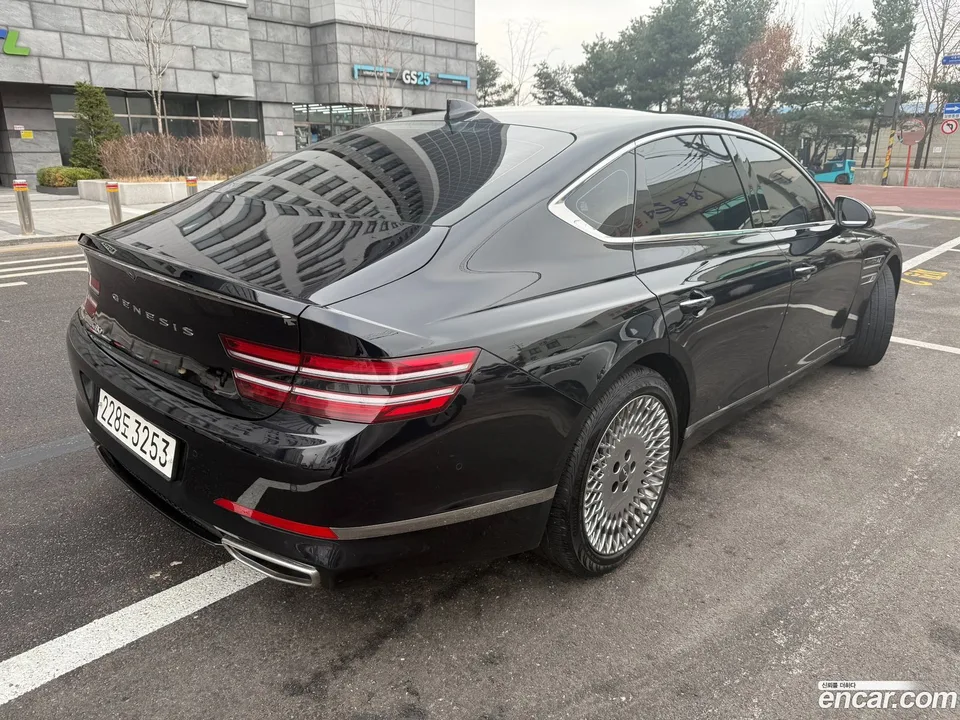 Genesis G80 2.5 2WD 2023 — миниатюра 4