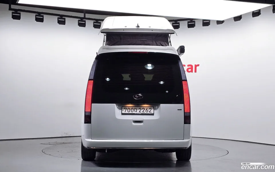 Hyundai Staria 4WD 2022 — миниатюра 4