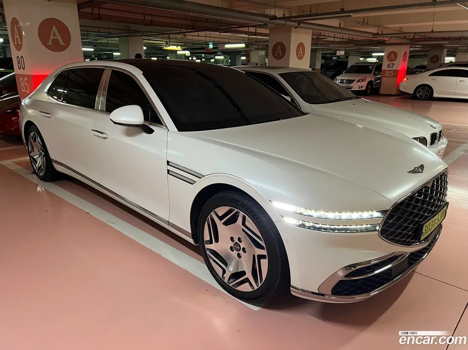Genesis G90 3.5 e-S/C AWD LWB 2022 — thumbnail 4