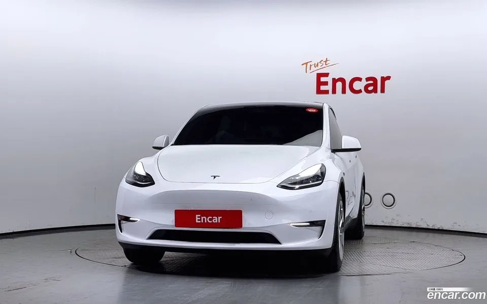Tesla Model Y AWD 2022 — миниатюра 3