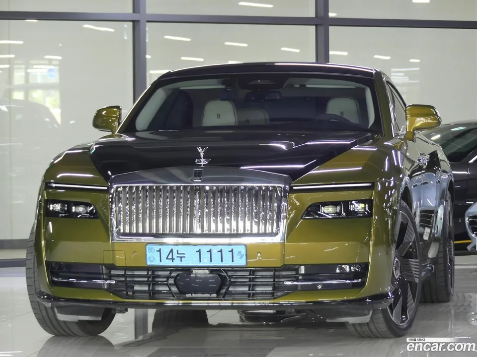 Rolls-Royce Spectre 2024 — фото 1, купить с доставкой в Москву