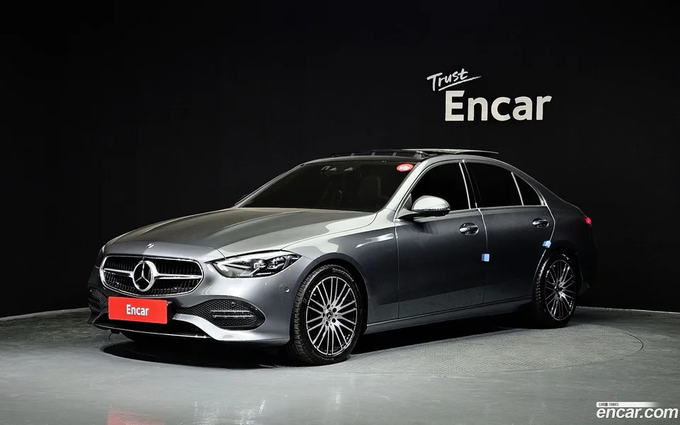 Mercedes-Benz C-Class C300 4MATIC 2023 — фото 1, купить с доставкой в Москву