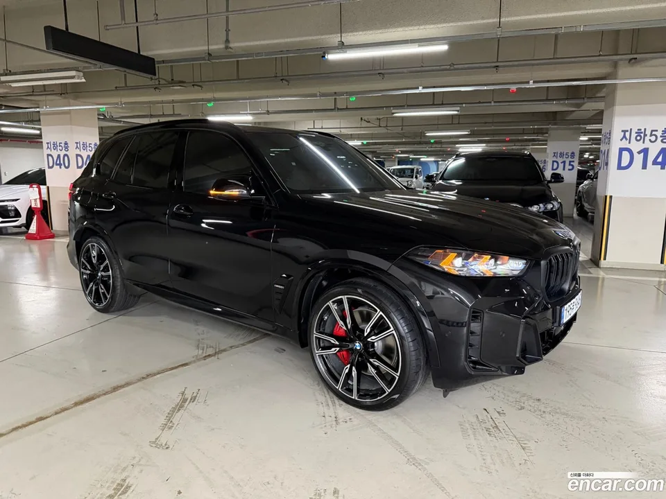 BMW X5 M60i 2025 — миниатюра 3