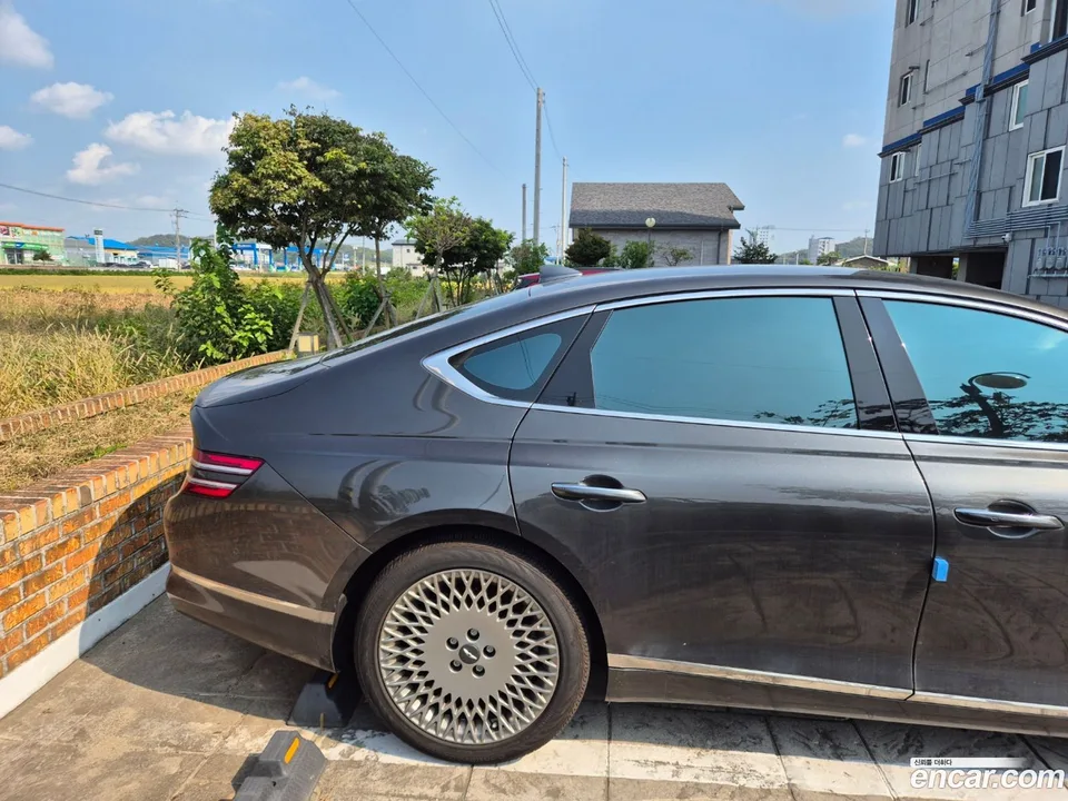 Genesis G80 2.5 AWD 2023 — миниатюра 4