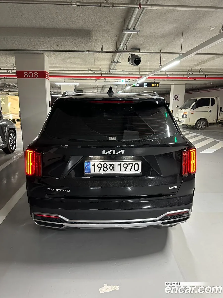Kia Sorento HEV 1.6 2WD 2023 — миниатюра 4
