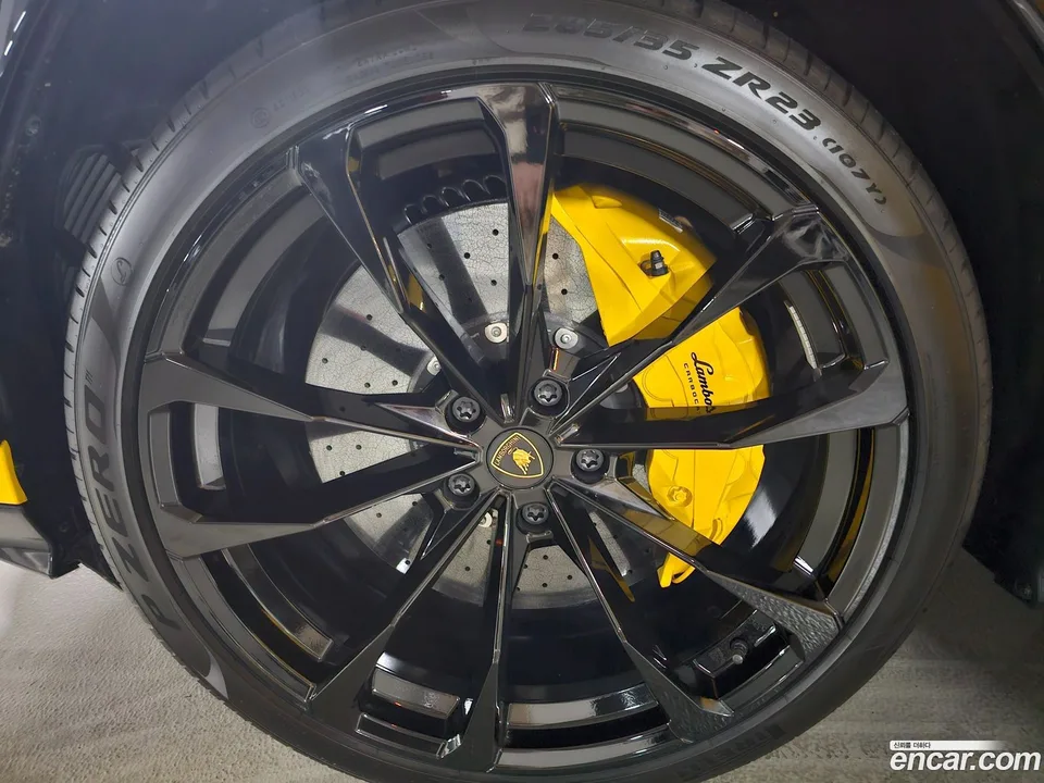 Lamborghini Urus 4.0 V8 S 2024 — миниатюра 5