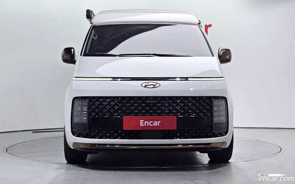 Hyundai Staria 4WD 2022 — миниатюра 3