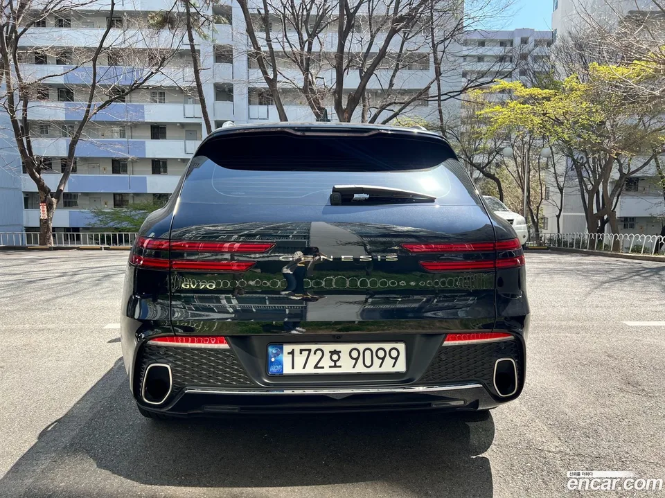 Genesis GV70 2.5T 2WD 2022 — миниатюра 2