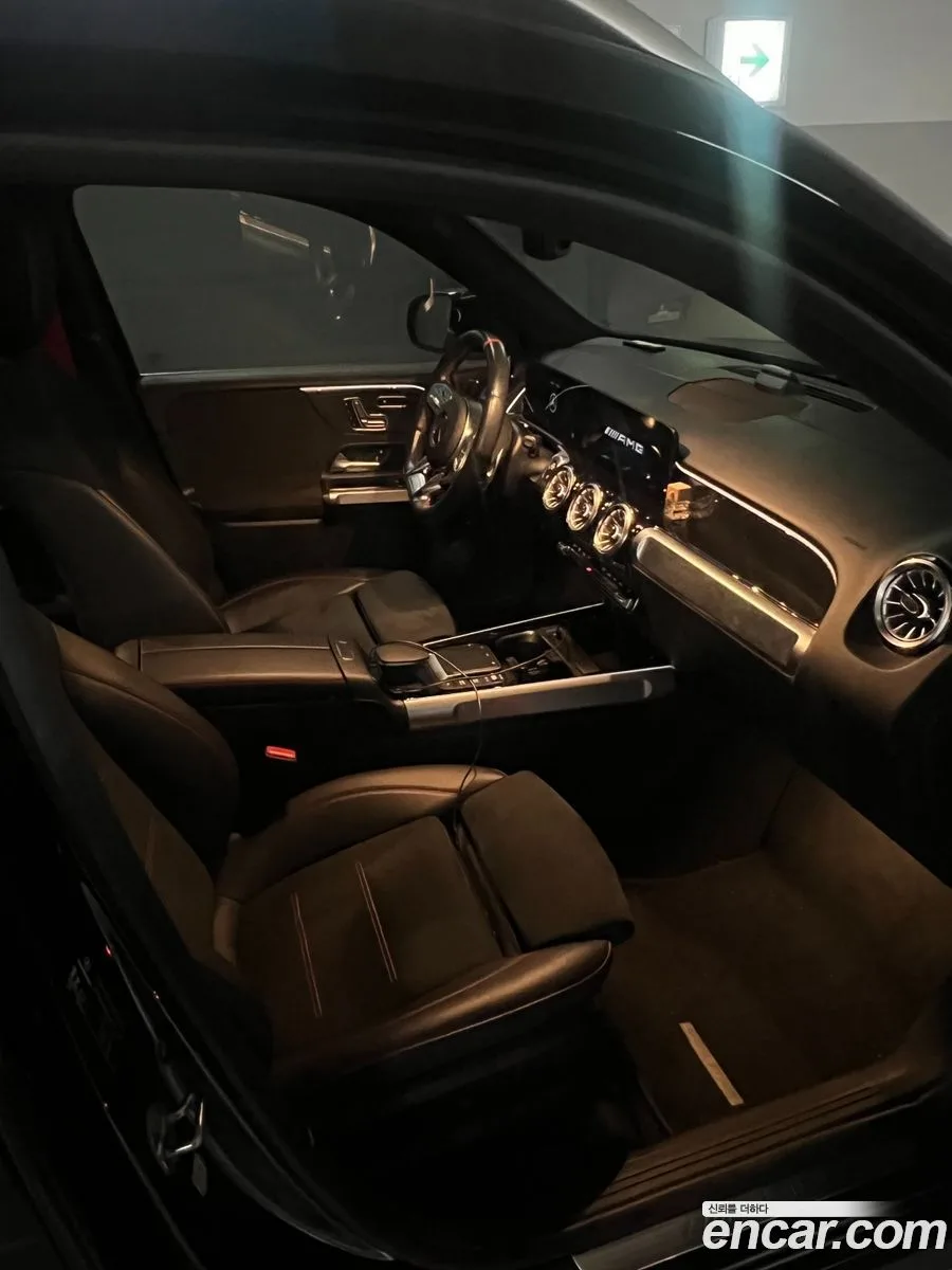 Mercedes-Benz GLB-Class AMG GLB35 4MATIC 2022 — миниатюра 2