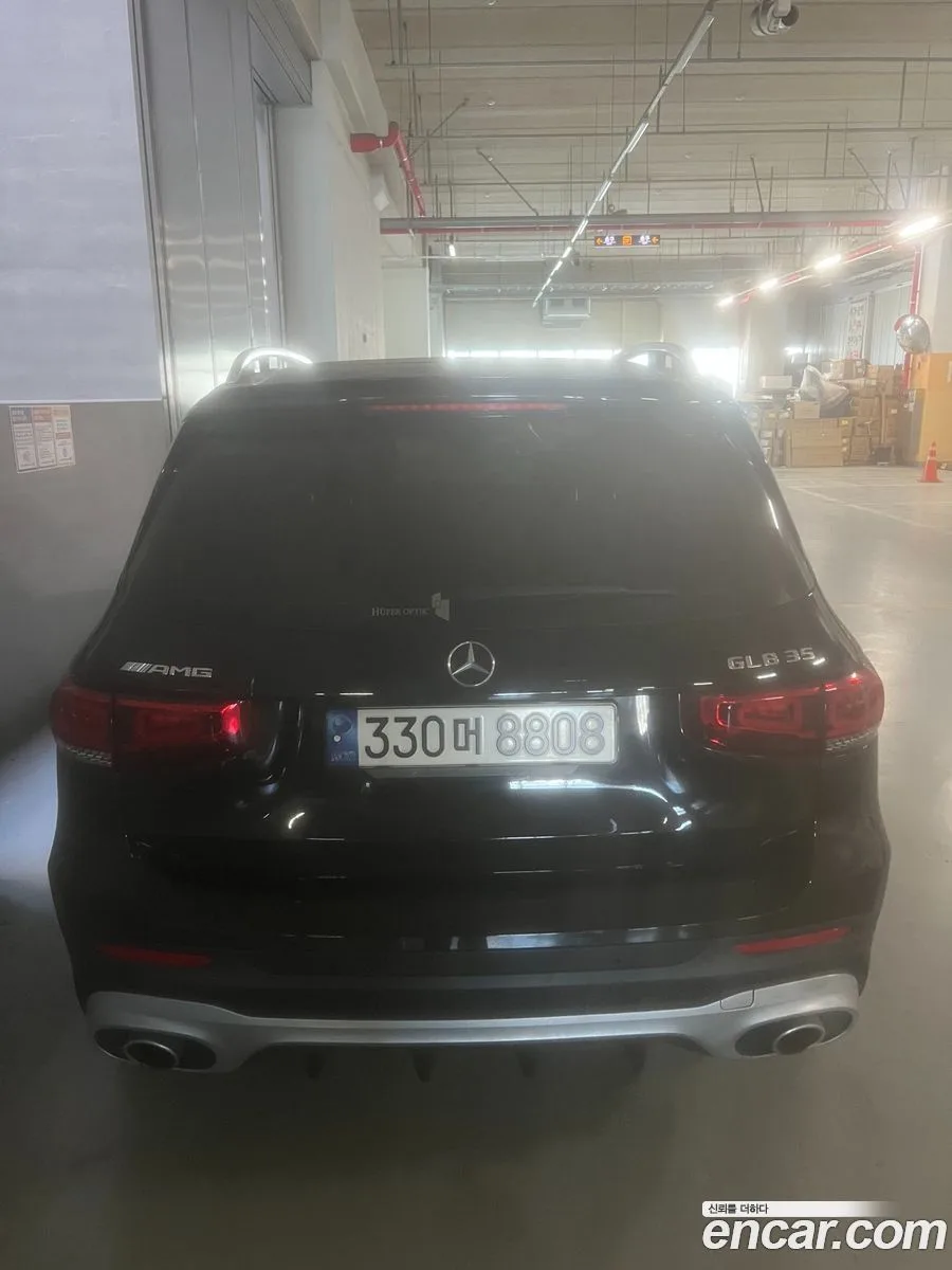 Mercedes-Benz GLB-Class AMG GLB35 4MATIC 2022 — миниатюра 4