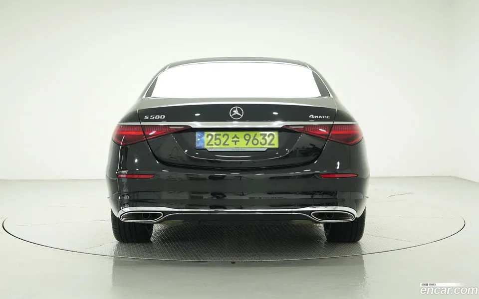 Mercedes-Benz S-Class S580L 4MATIC 2024 — thumbnail 4