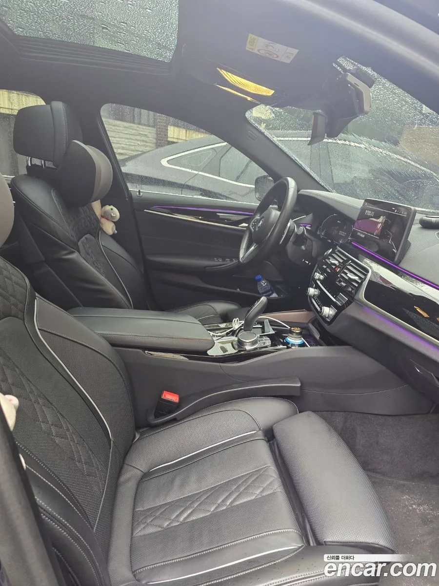 BMW 5 Series 530e M 2022 — миниатюра 2