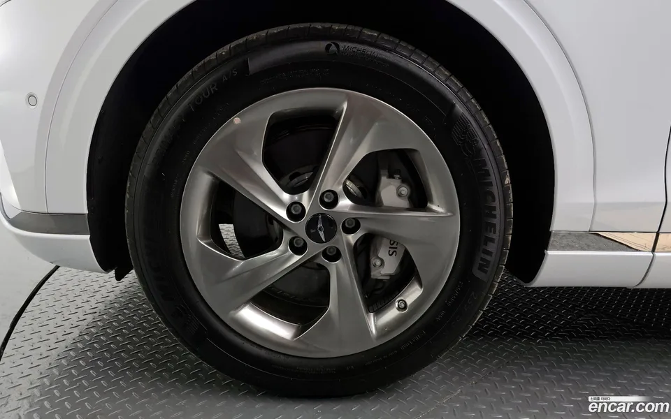 Genesis GV70 2.5T AWD 2024 — миниатюра 2