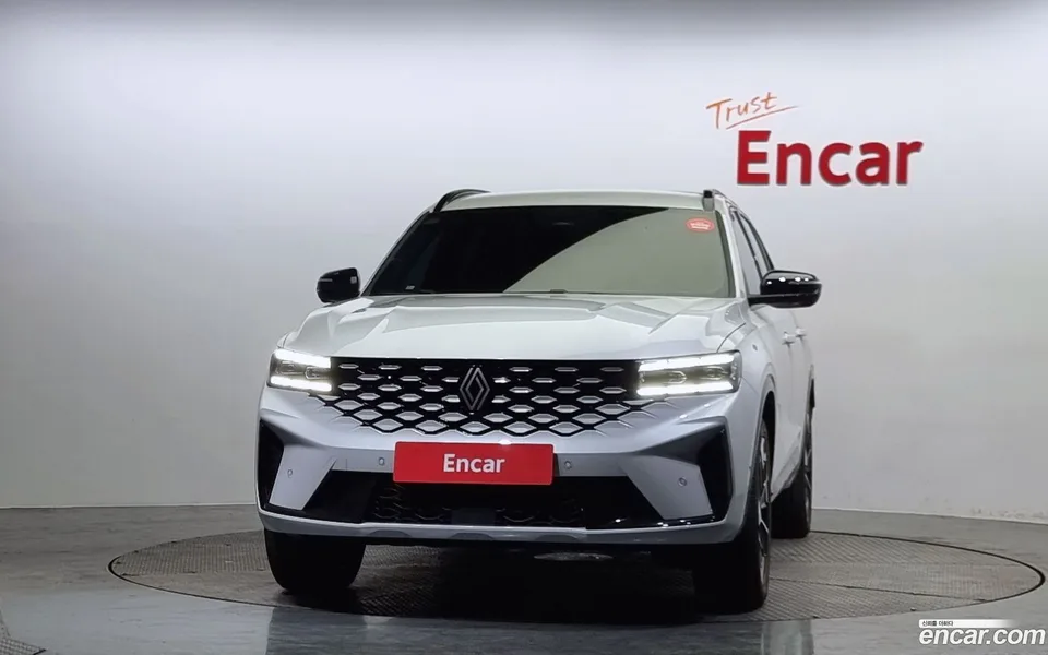 Renault Samsung Grand Koleos 1.5 E-TECH 2WD 2024 — миниатюра 3