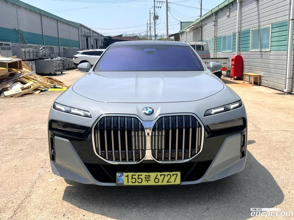 BMW 7 Series 740d xDrive M 2025 — миниатюра 3