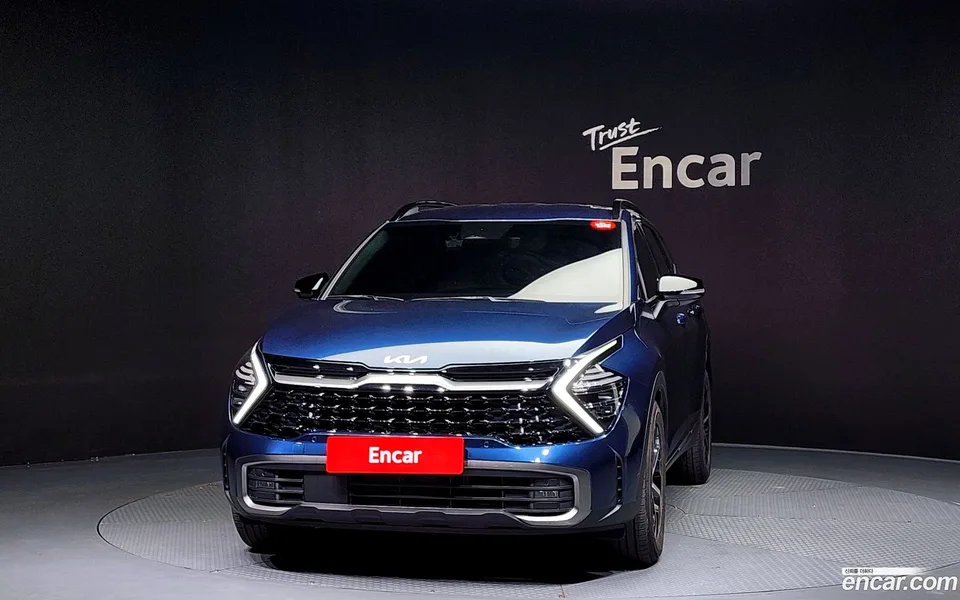 Kia Sportage Hybrid 2WD 2024 — миниатюра 3