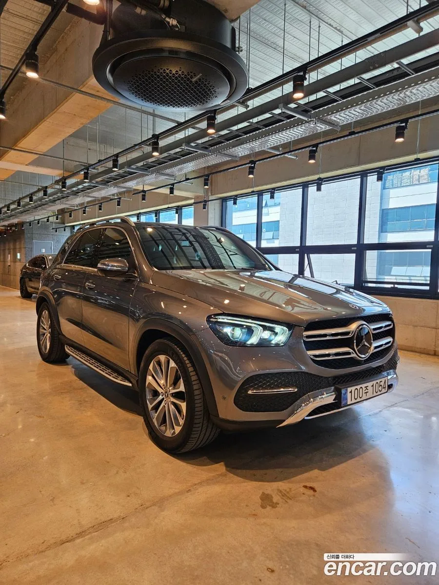 Mercedes-Benz GLE-Class GLE300d 4MATIC 2023 — миниатюра 3