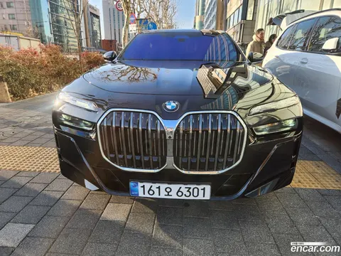 BMW 7 Series 2025 купить в Москве