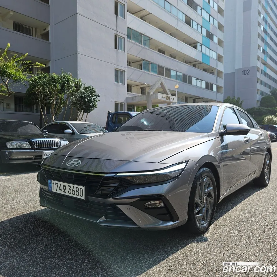 Hyundai Avante CN7 1.6 2023 — thumbnail 3