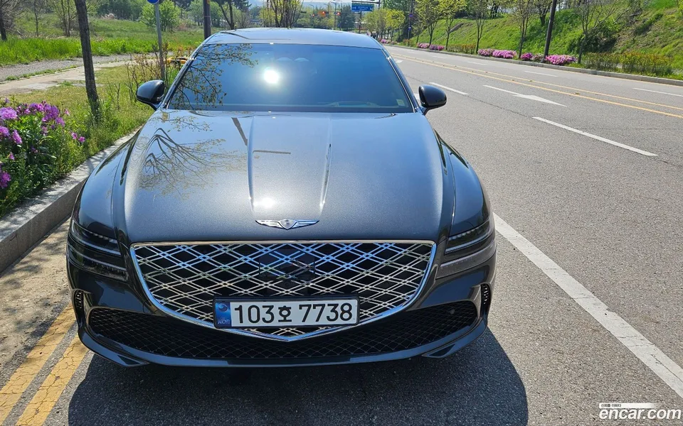 Genesis G80 2.5 AWD 2024 — фото 1, купить с доставкой в Москву