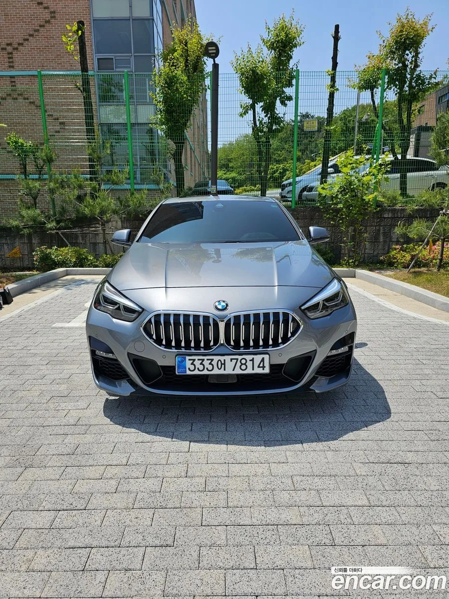 BMW 2 Series Gran Coupe 220i M 2023 — фото 1, купить с доставкой в Москву