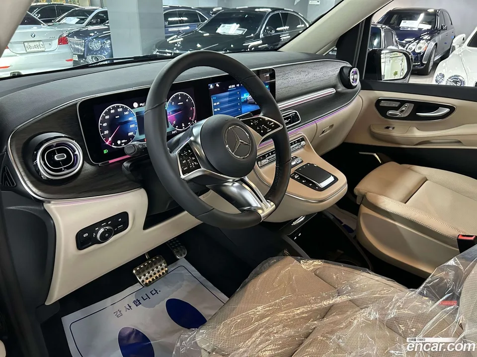 Mercedes-Benz V-Class V300 CDI 2025 — миниатюра 5