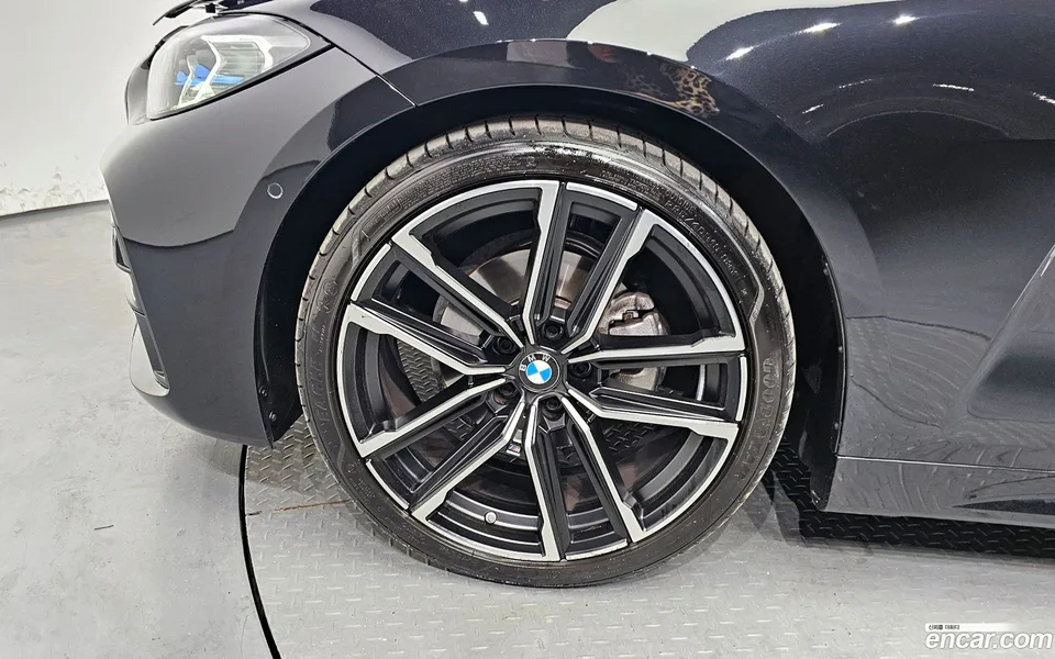 BMW 4 Series 420i M 2024 — миниатюра 2