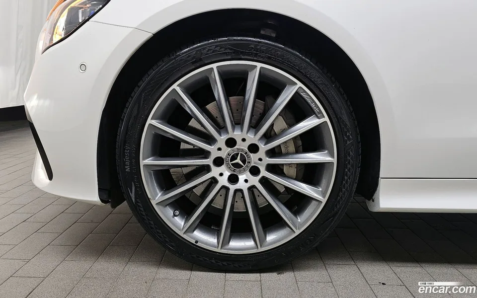 Mercedes-Benz E-Class E450 4MATIC 2023 — миниатюра 2