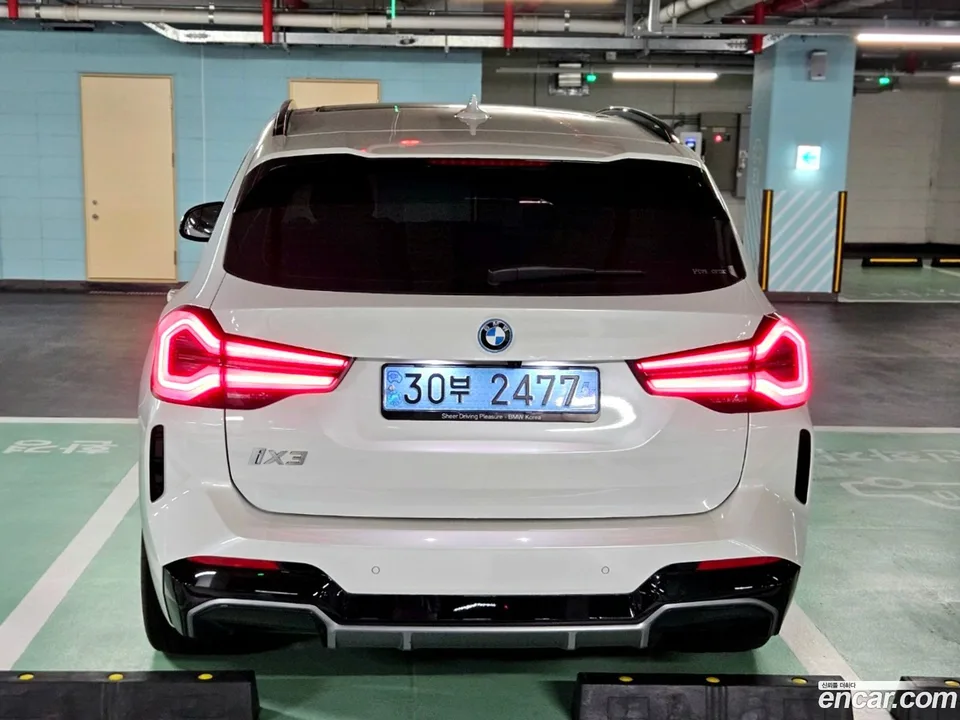 BMW iX3 M 2023 — миниатюра 3