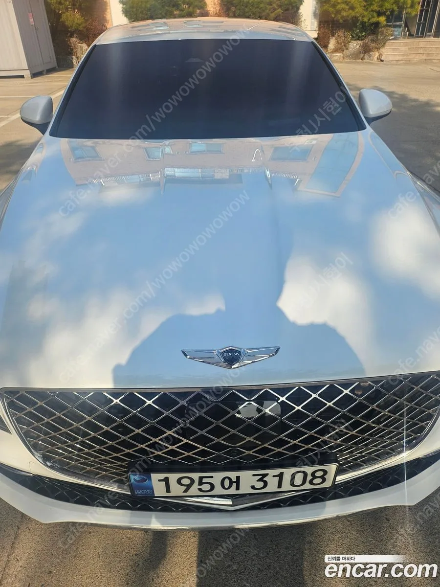 Genesis G80 2.5 2WD 2023 — фото 1, купить с доставкой в Москву